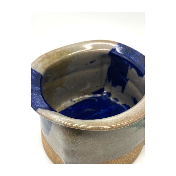 Unique Studio pottery planter Blue and‎ tan MCM pottery Vintage handmade - Picture 6 of 7